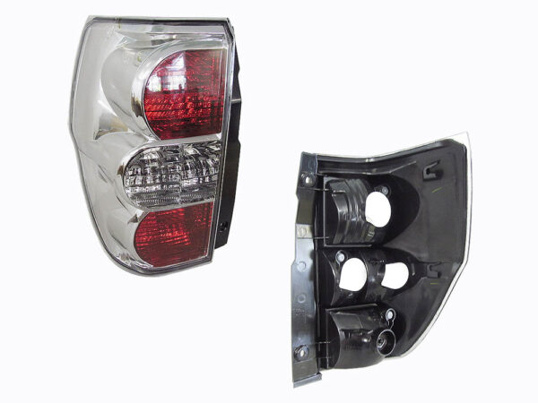 Suzuki-Grandvitara-tail-light-left-05-08