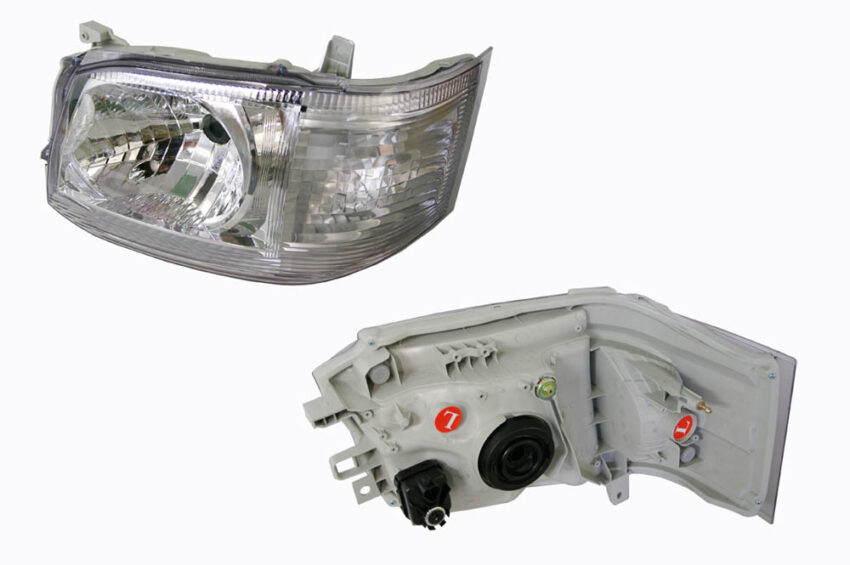 TYT-HIACE-HEADLGHT-1